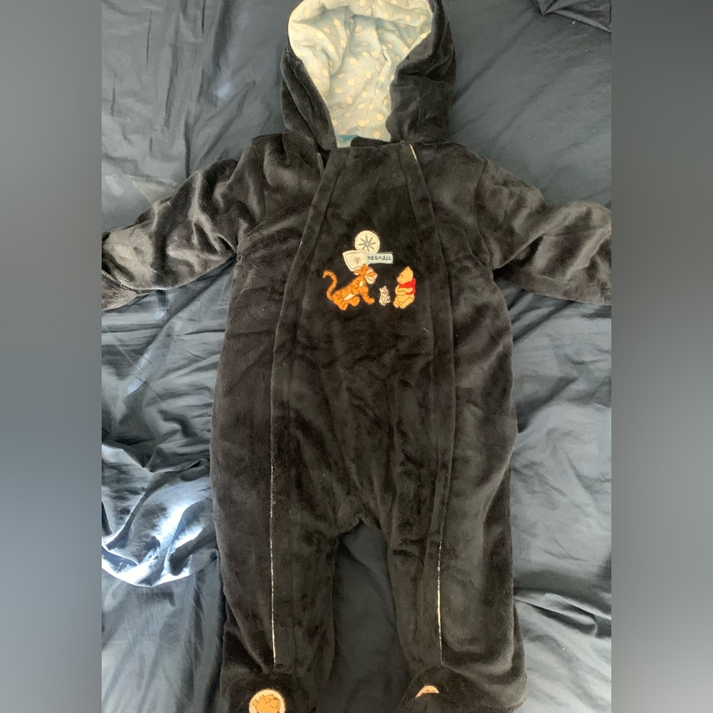 Disney Baby 6/9 months snow suit